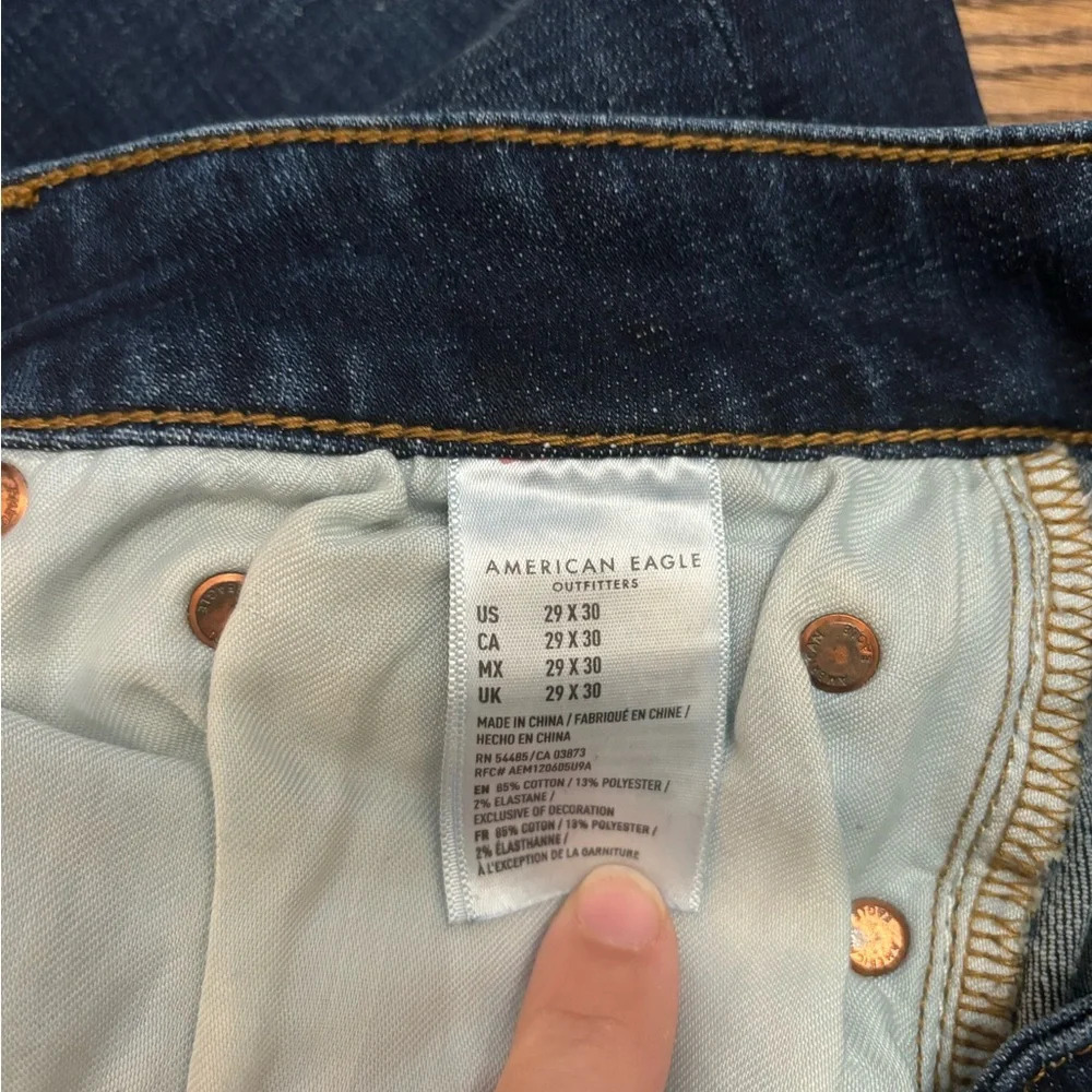 American Eagle Distressed Slim Straight Jean size 29 x 30 - Picture 4 of 6